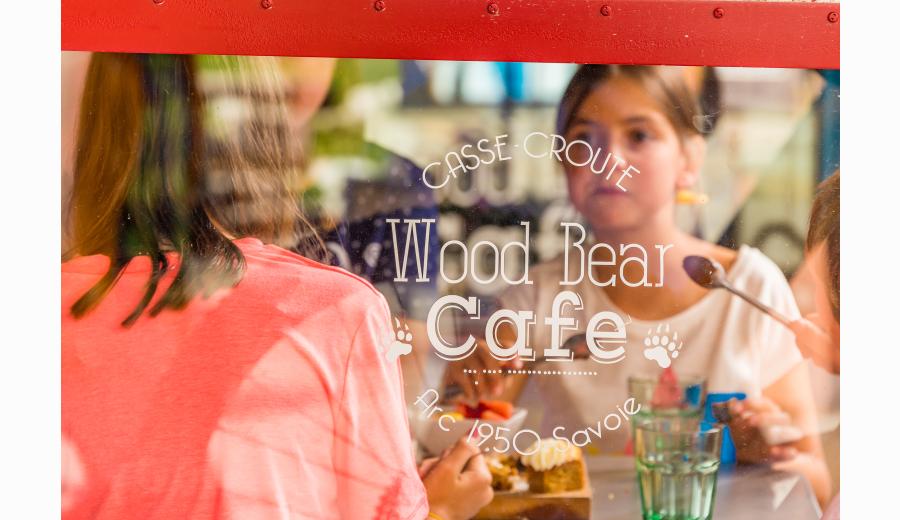 Photo 1 Wood Bear Café